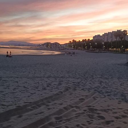 Playa 45, First Line Beach House Málaga Extérieur photo
