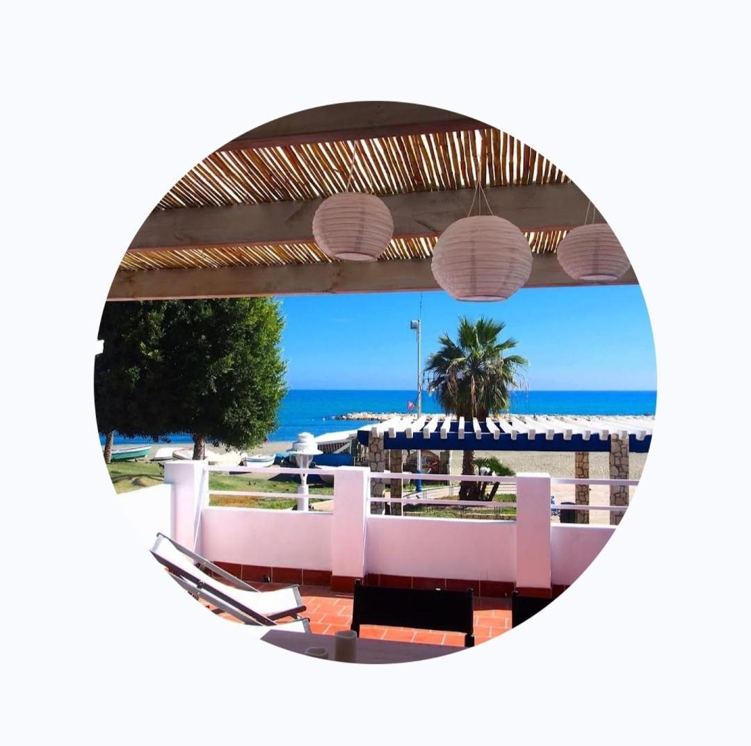 Playa 45, First Line Beach House Málaga Extérieur photo
