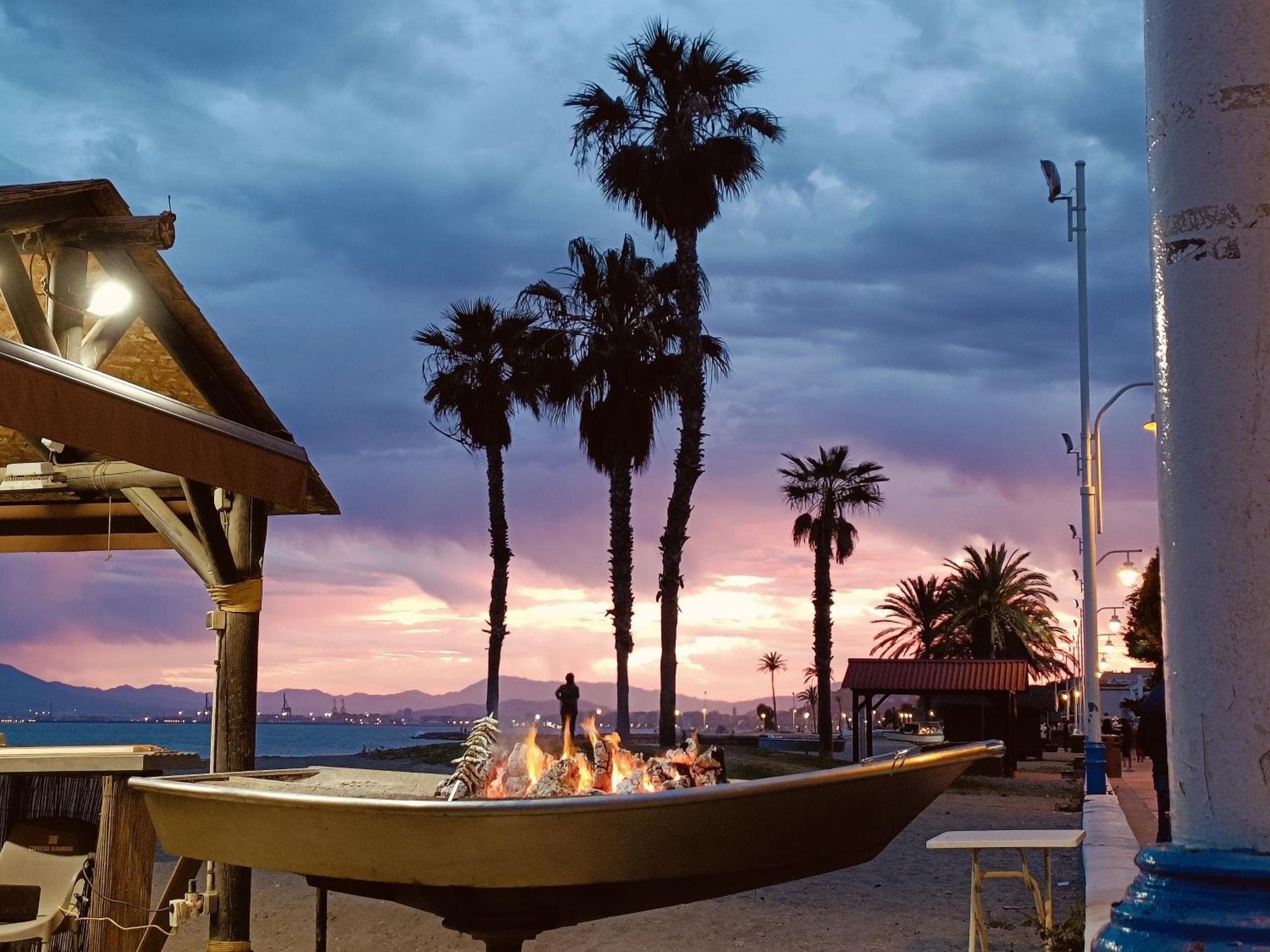Playa 45, First Line Beach House Málaga Extérieur photo